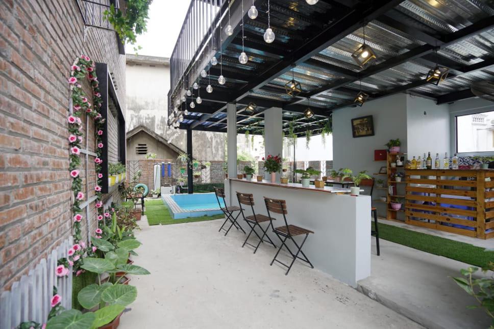 Almor Hostel With Pool In Right Center Ha Long Dış mekan fotoğraf